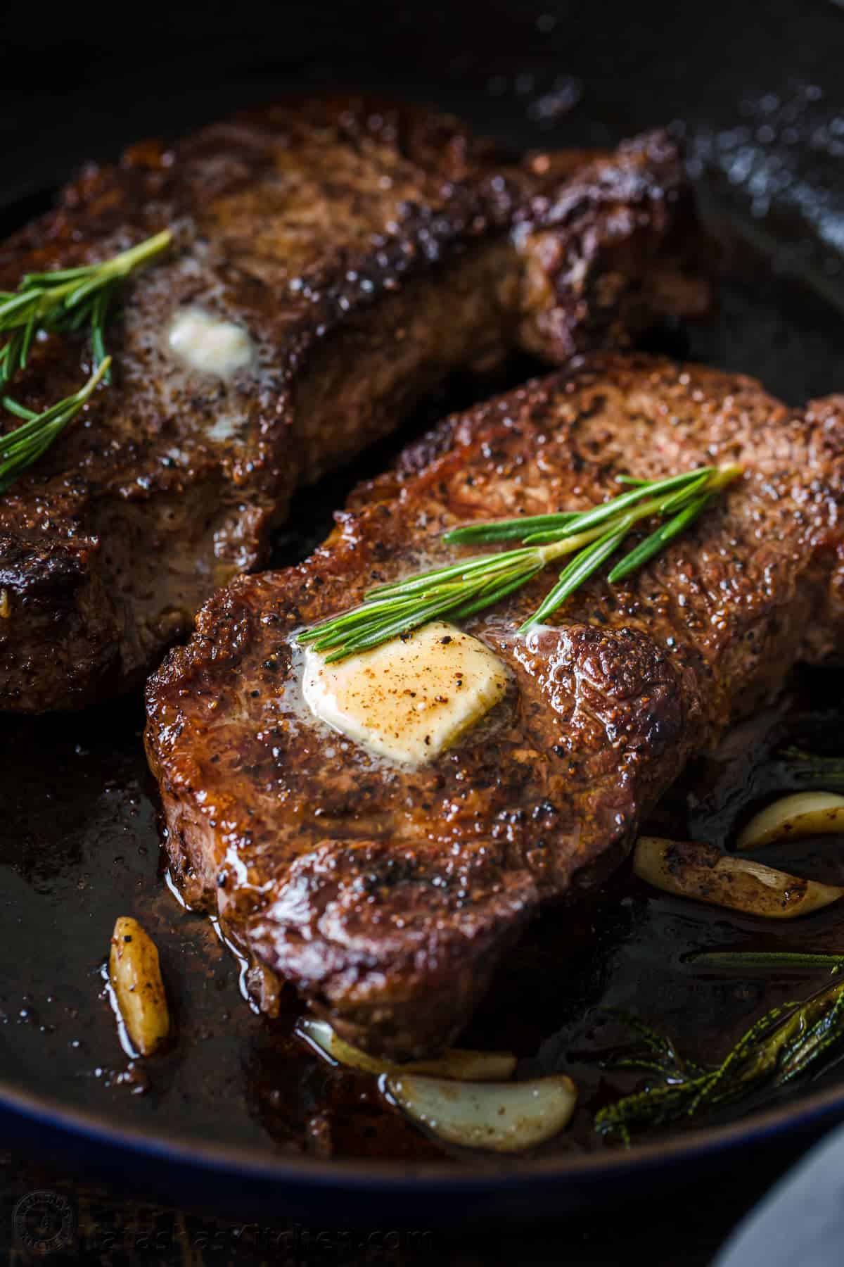Pan-Fried Steak Secrets: Juicy, Tender, & Perfect Sear